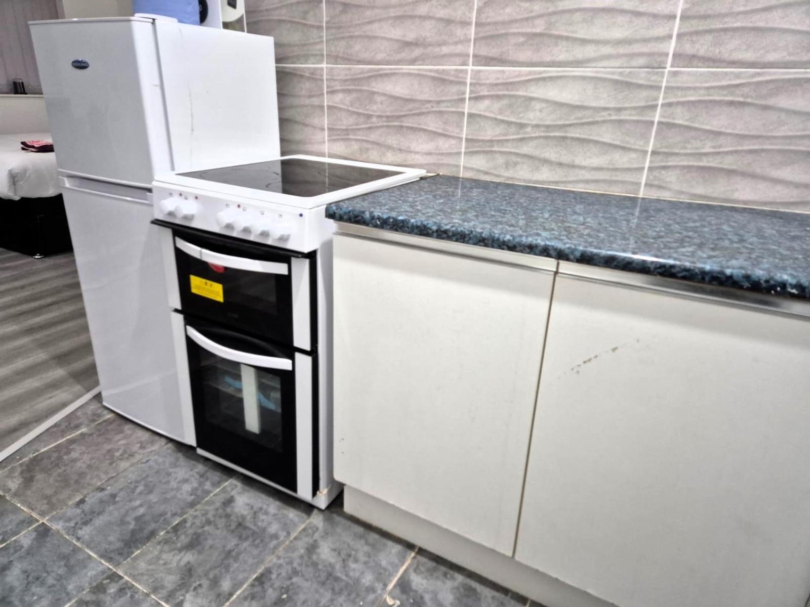 Appartamento Affordably Elegant Close To Coop Live, Etihad Stadium And Centre