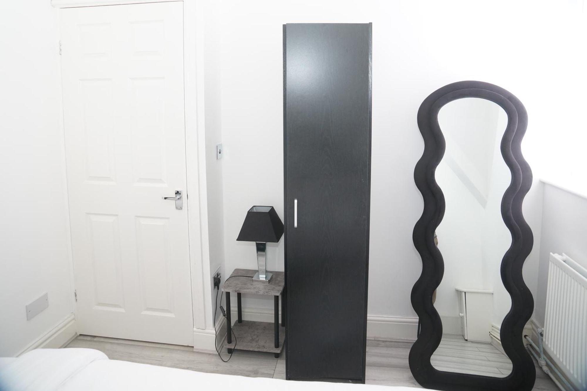 Appartamento Affordably Elegant Close To Coop Live, Etihad Stadium And Centre Manchester